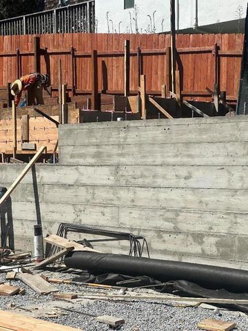 2004 Mezes Avenue, Belmont, CA 94002