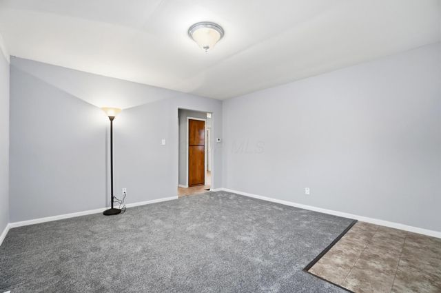 255 E Woodrow Avenue, Columbus, OH 43207