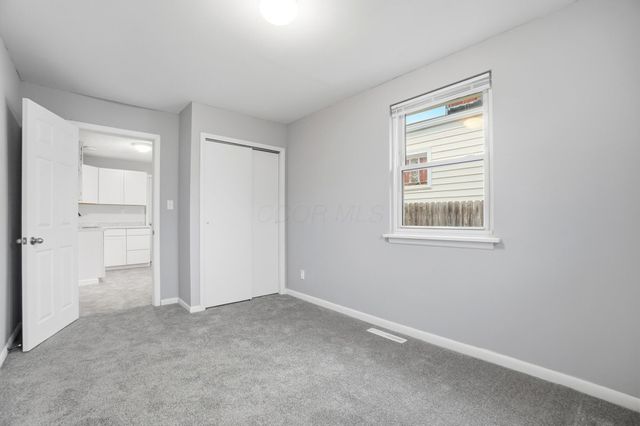 255 E Woodrow Avenue, Columbus, OH 43207