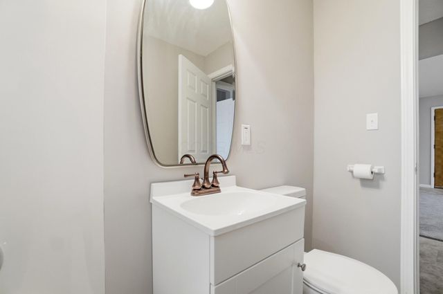 255 E Woodrow Avenue, Columbus, OH 43207