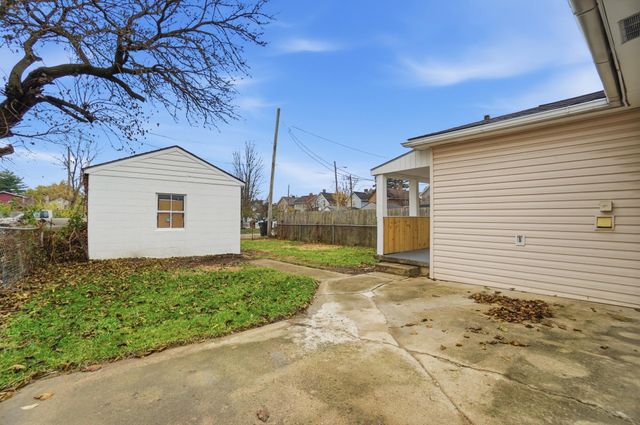 255 E Woodrow Avenue, Columbus, OH 43207