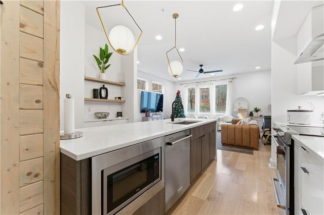 2424 Memorial SE Drive 7, Atlanta, GA 30317