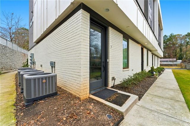2424 Memorial SE Drive 7, Atlanta, GA 30317