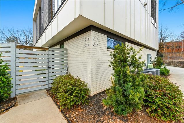 2424 Memorial SE Drive 7, Atlanta, GA 30317