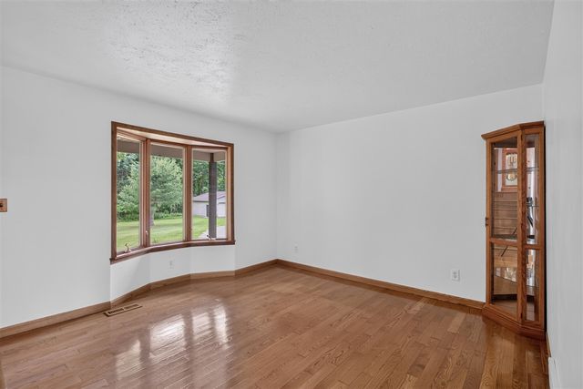 14520 Wheaton Road, Brooklyn, MI 49230