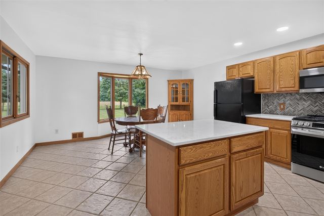 14520 Wheaton Road, Brooklyn, MI 49230