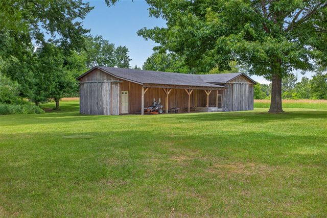 14520 Wheaton Road, Brooklyn, MI 49230