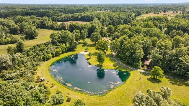 14520 Wheaton Road, Brooklyn, MI 49230