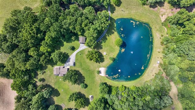 14520 Wheaton Road, Brooklyn, MI 49230