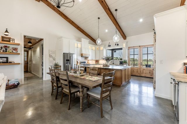 150 Bullyvard, Livingston, TX 77351