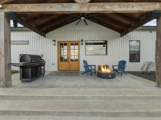 150 Bullyvard, Livingston, TX 77351