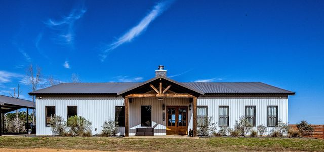 150 Bullyvard, Livingston, TX 77351