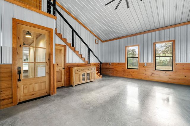 150 Bullyvard, Livingston, TX 77351