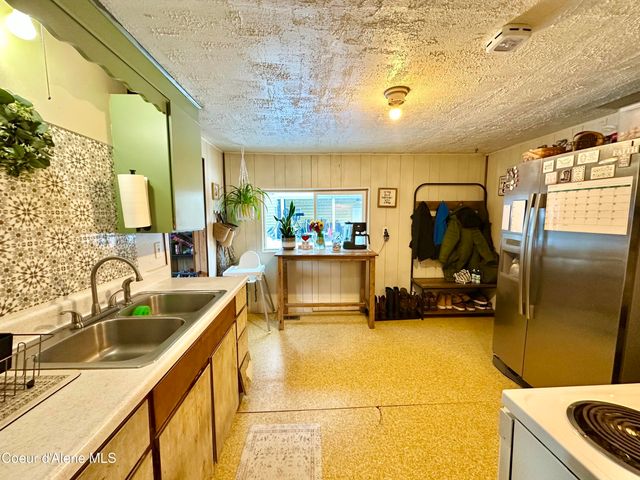 603 E Larch AVE, Osburn, ID 83849