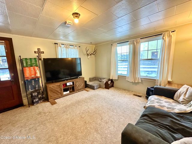 603 E Larch AVE, Osburn, ID 83849