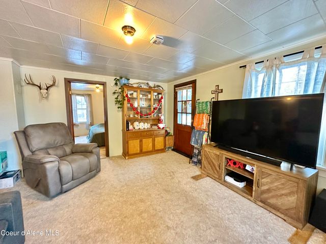 603 E Larch AVE, Osburn, ID 83849