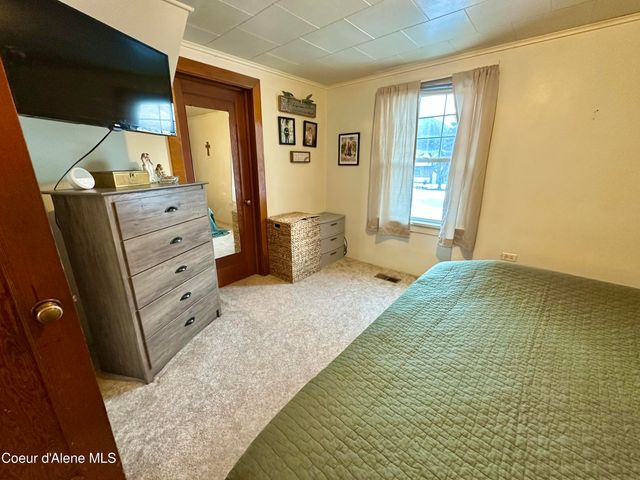 603 E Larch AVE, Osburn, ID 83849