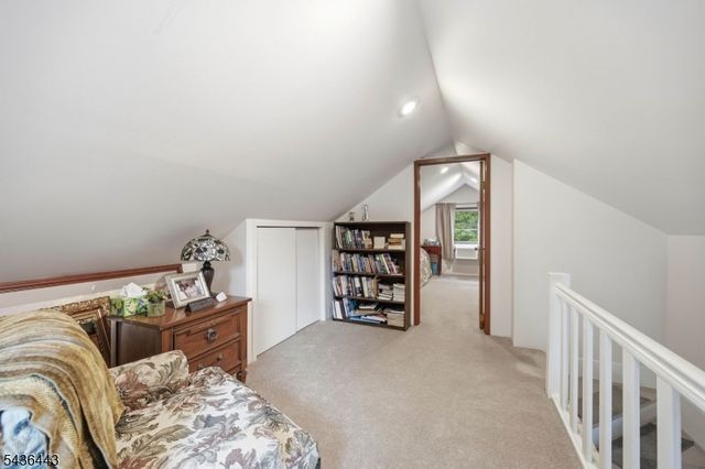 8 Ivan Rd, West Milford Twp., NJ 07480