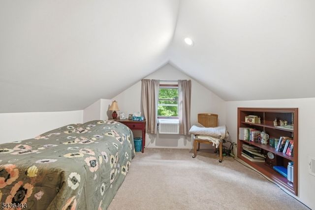 8 Ivan Rd, West Milford Twp., NJ 07480