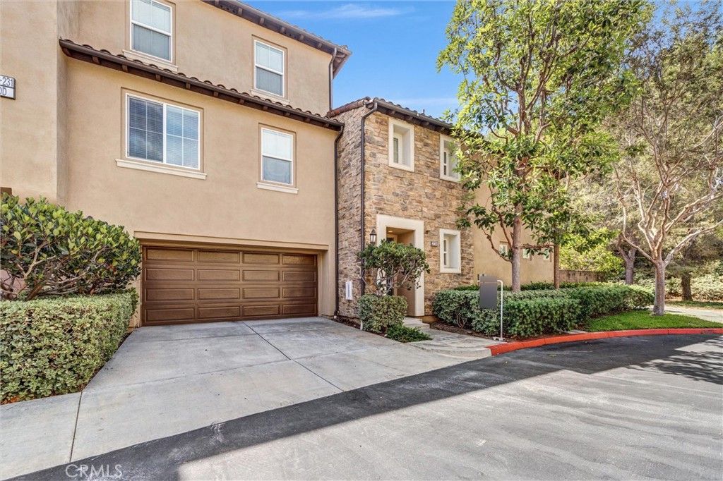 231 Lonetree, Irvine, CA 92603 — photo 2