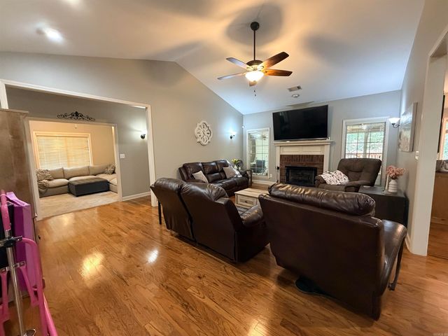 2356 Marion Anderson Road, Hot Springs, AR 71913