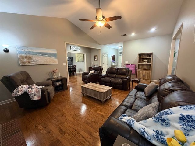 2356 Marion Anderson Road, Hot Springs, AR 71913