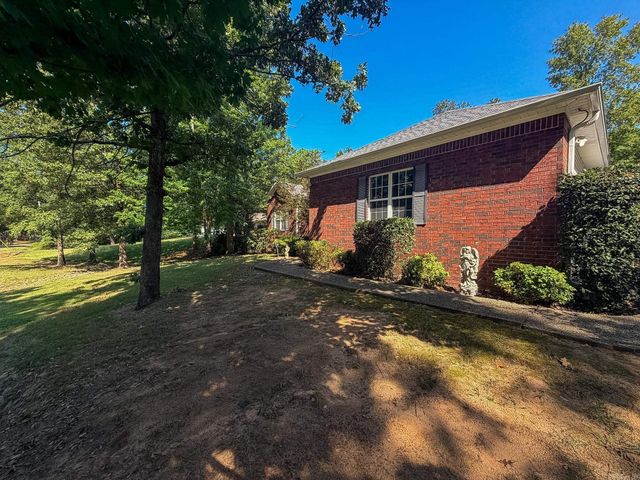 2356 Marion Anderson Road, Hot Springs, AR 71913
