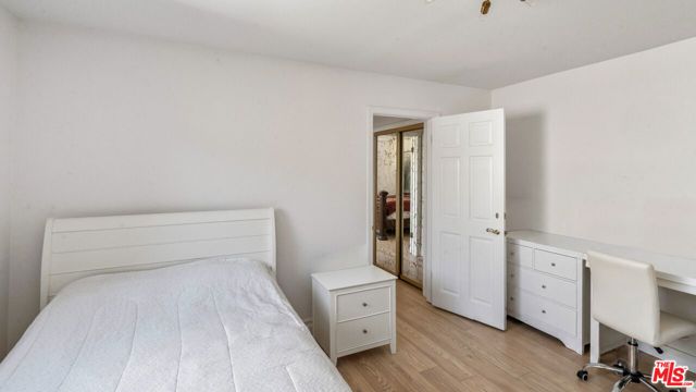 359 Dalkeith Avenue, Los Angeles, CA 90049