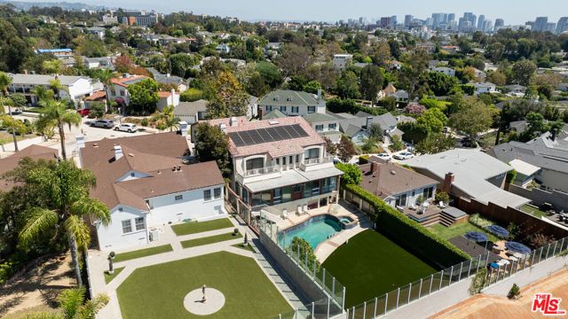 359 Dalkeith Avenue, Los Angeles, CA 90049
