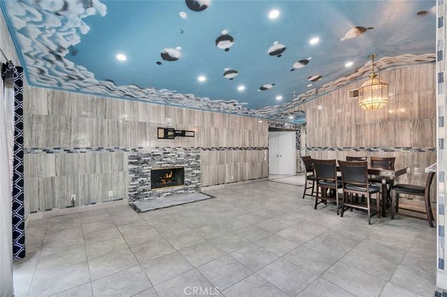 7816 Boxwood Court, Highland, CA 92367