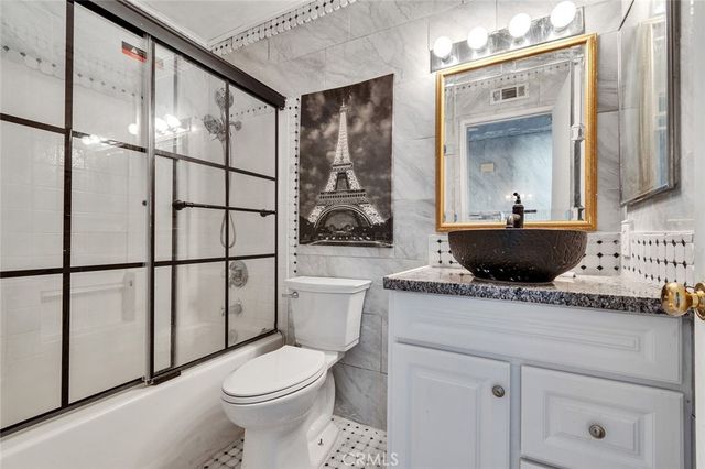 7816 Boxwood Court, Highland, CA 92367