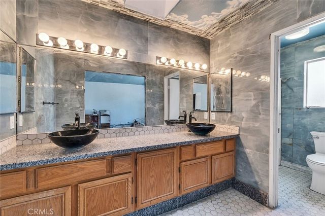 7816 Boxwood Court, Highland, CA 92367