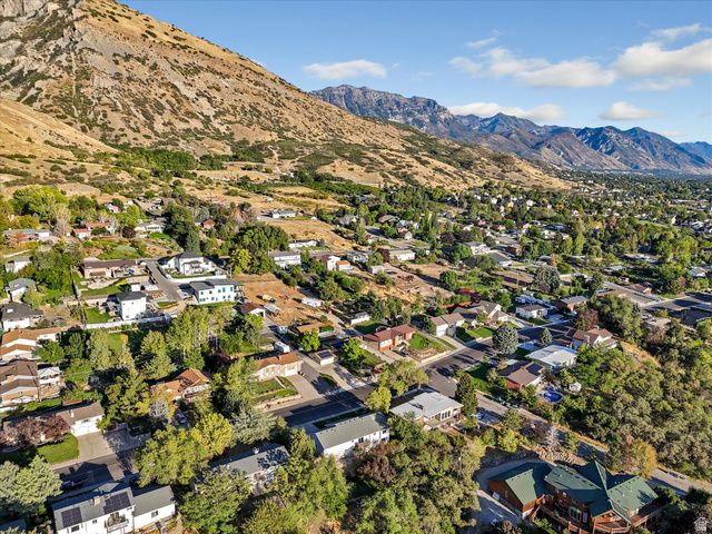 49 N 1300 E, Pleasant Grove, UT 84062
