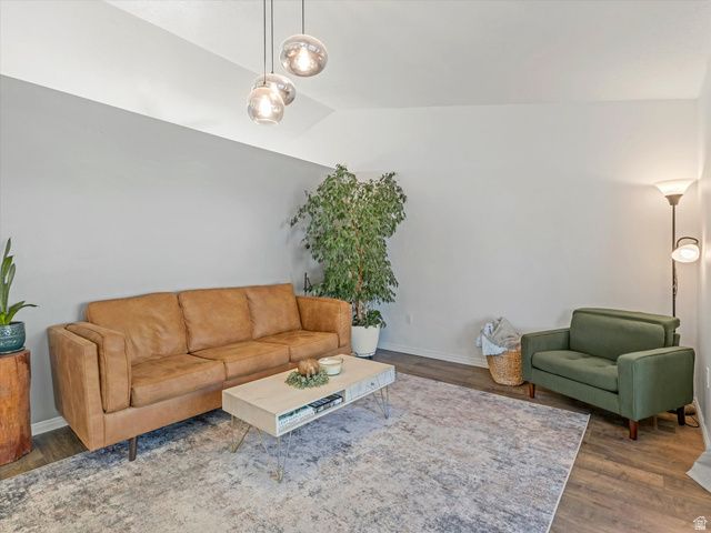 49 N 1300 E, Pleasant Grove, UT 84062