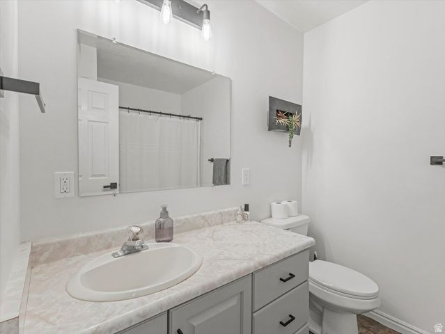 49 N 1300 E, Pleasant Grove, UT 84062
