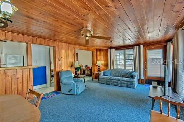 302 NW 19 STREET, Gainesville, FL 32603