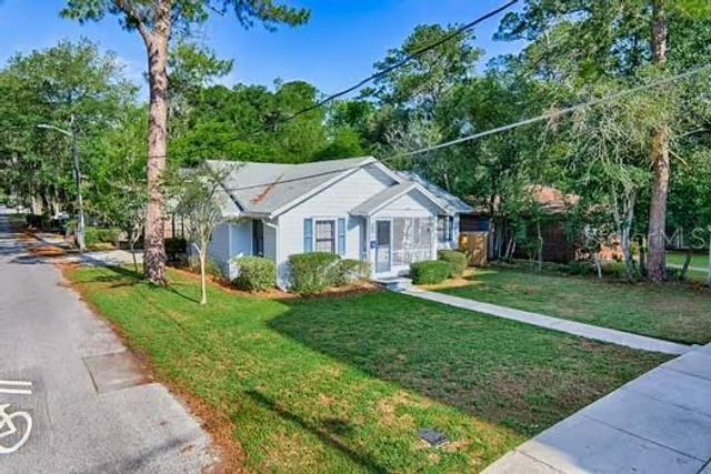 302 NW 19 STREET, Gainesville, FL 32603