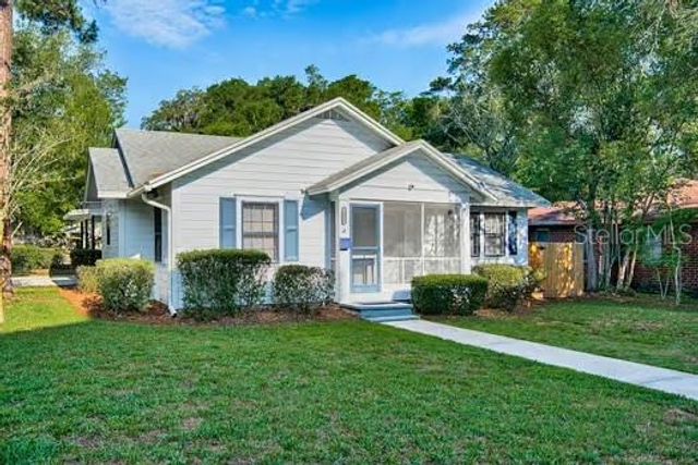 302 NW 19 STREET, Gainesville, FL 32603