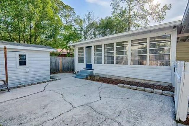 302 NW 19 STREET, Gainesville, FL 32603