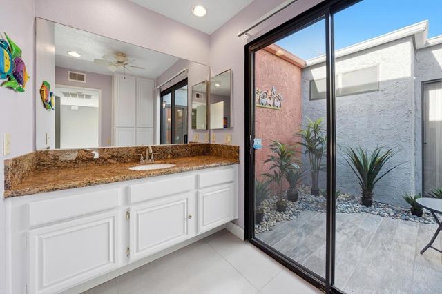 2821 Calle Arandas, Palm Springs, CA 92264