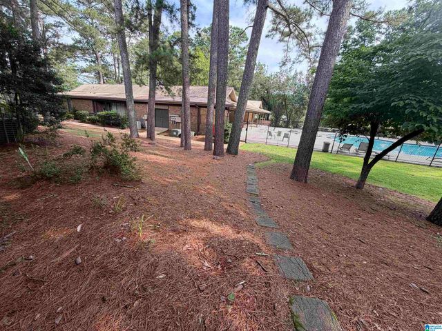 3101 Lorna Rd Apt 112, Hoover, AL 35216
