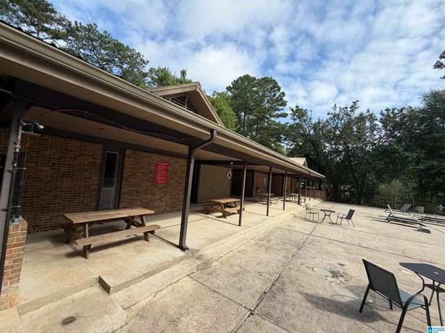 3101 Lorna Rd Apt 112, Hoover, AL 35216