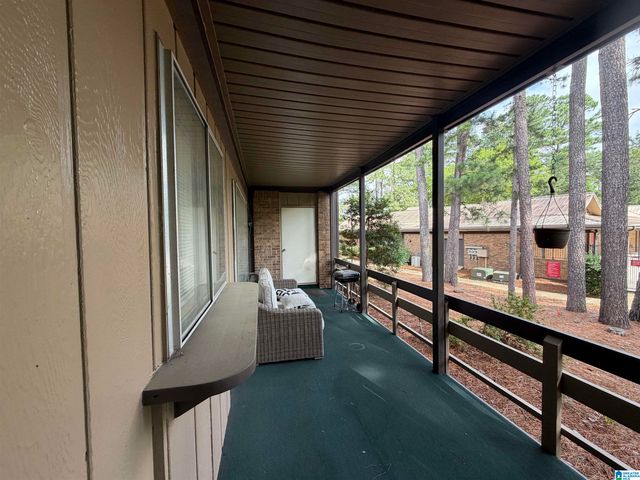 3101 Lorna Rd Apt 112, Hoover, AL 35216
