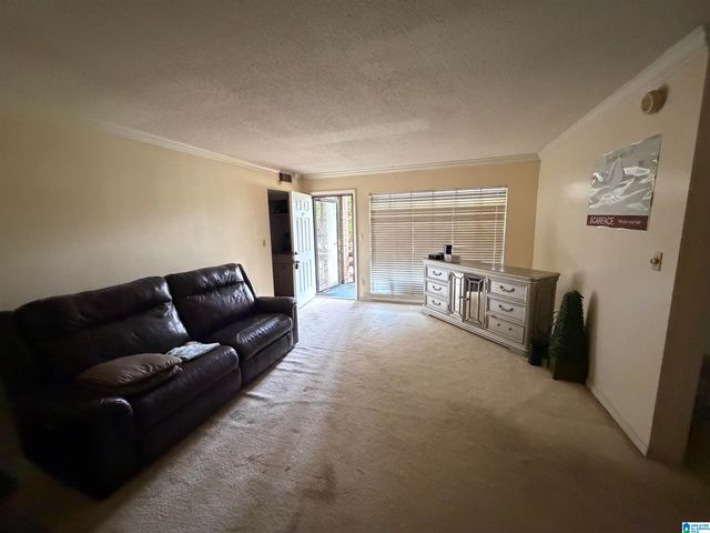 3101 Lorna Rd Apt 112, Hoover, AL 35216