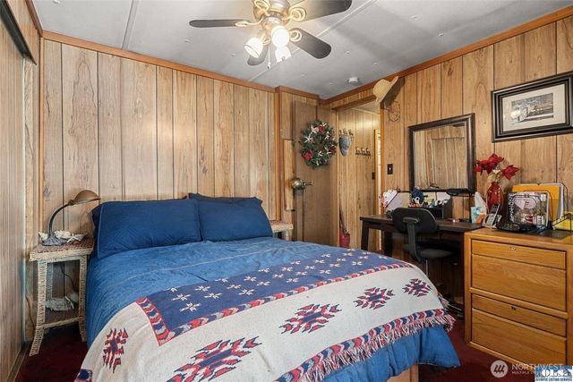 51 N Old Mill Hill Road, Hoodsport, WA 98548