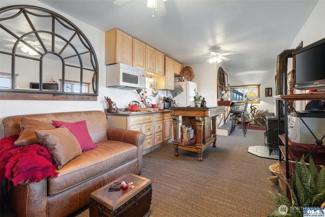 51 N Old Mill Hill Road, Hoodsport, WA 98548