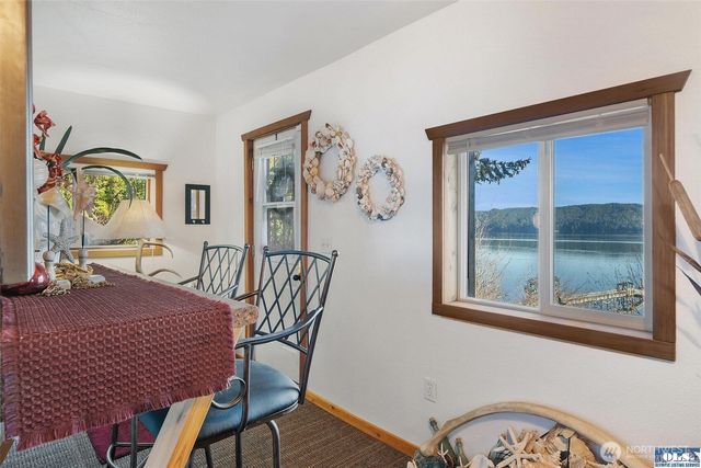 51 N Old Mill Hill Road, Hoodsport, WA 98548