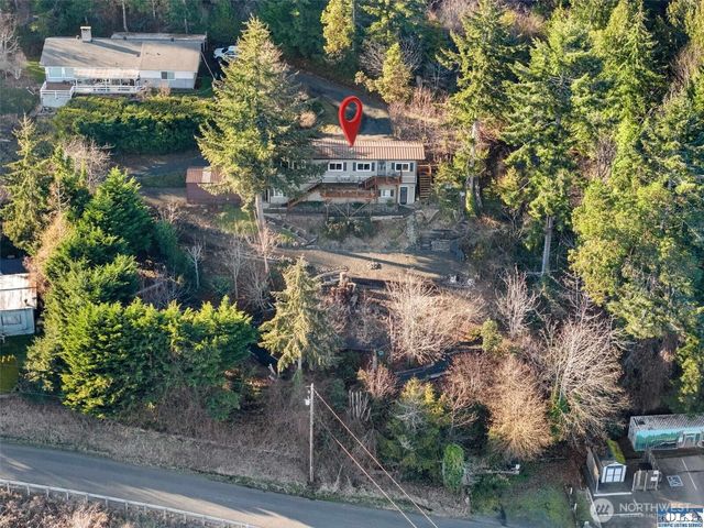 51 N Old Mill Hill Road, Hoodsport, WA 98548