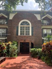 3670 Inverrary Drive 2M, Lauderhill, FL 33319