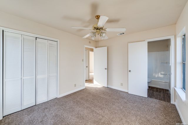 827 Horseshoe, Universal City, TX 78148